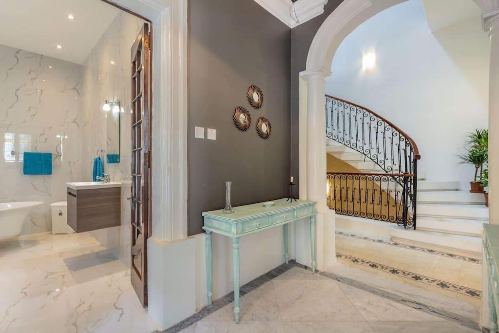 Spacious 4-Bedrooms Townhouse In Tas-Sliema Exterior foto