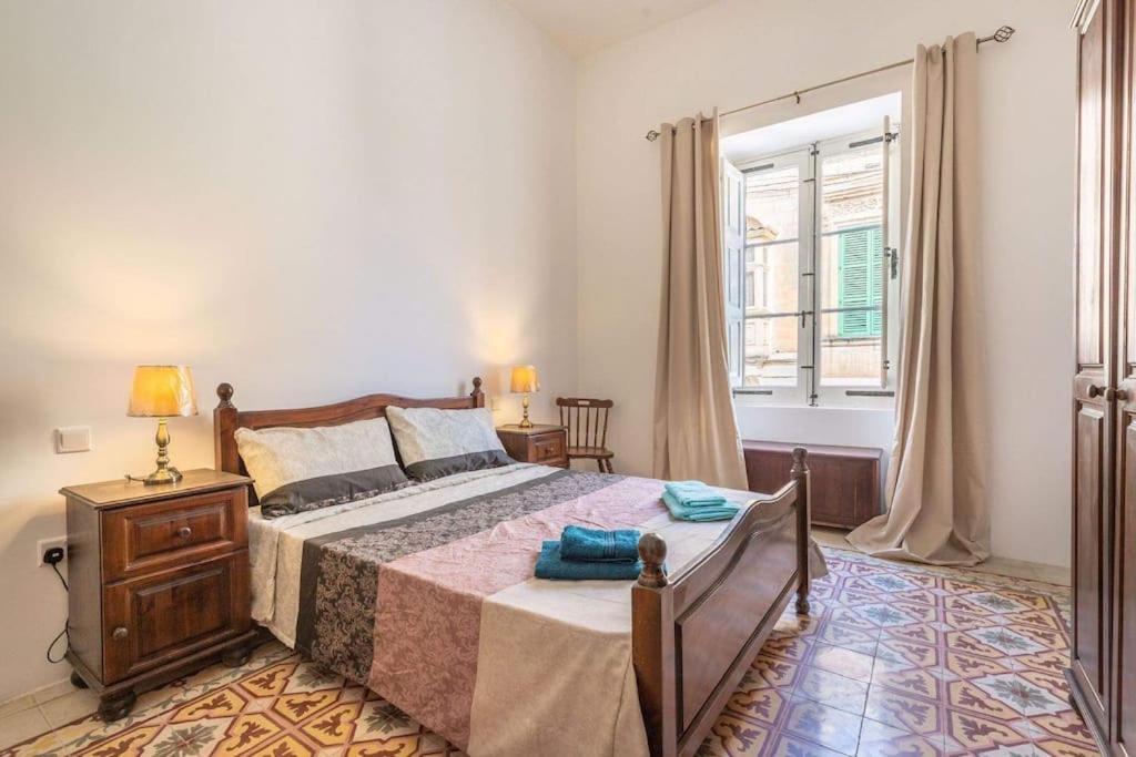Spacious 4-Bedrooms Townhouse In Tas-Sliema Exterior foto