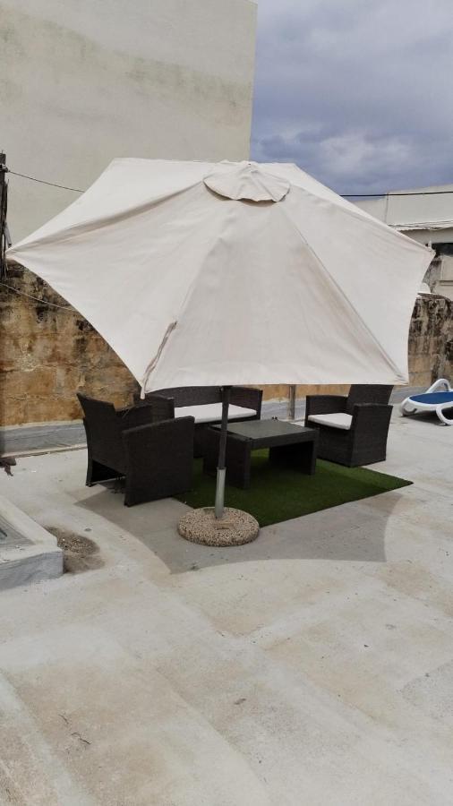 Spacious 4-Bedrooms Townhouse In Tas-Sliema Exterior foto